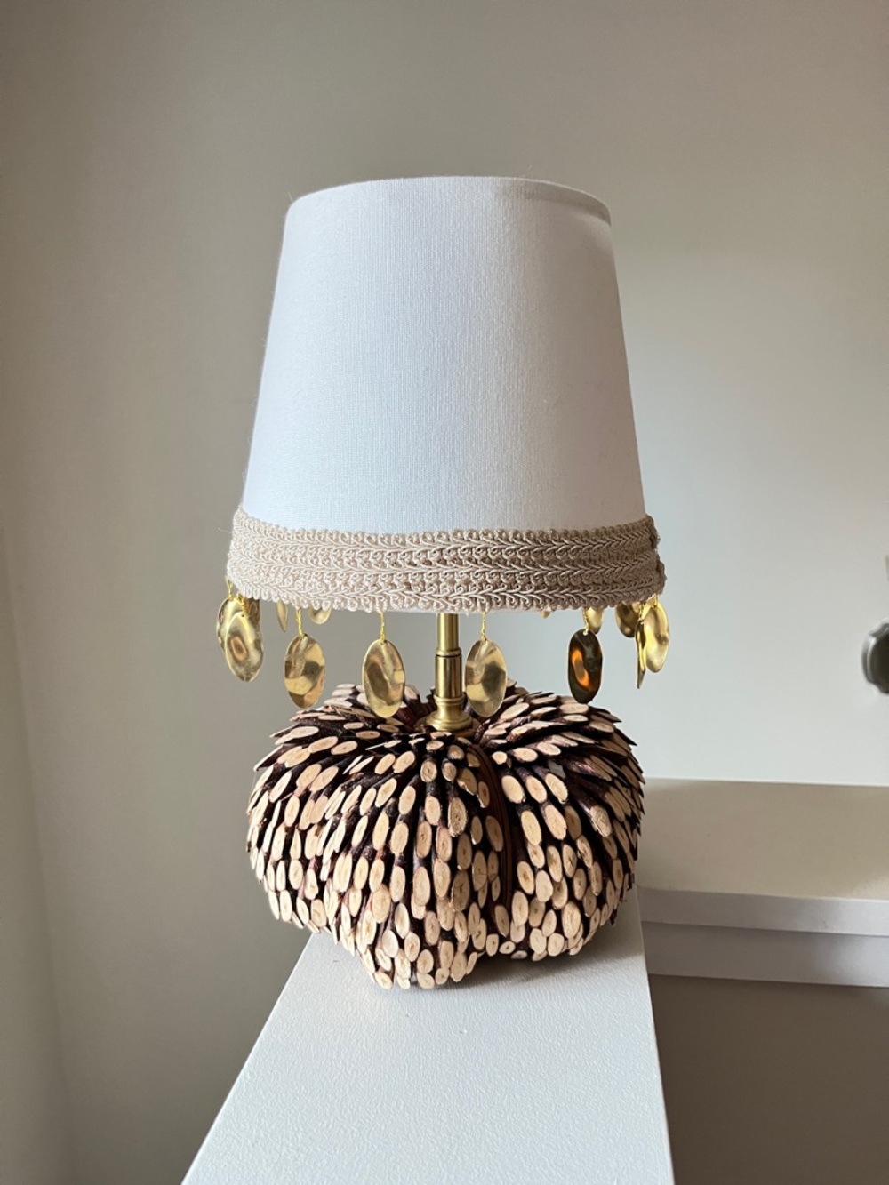 Decorative Table Lamp with White Shade and Natural Wood Seed Base